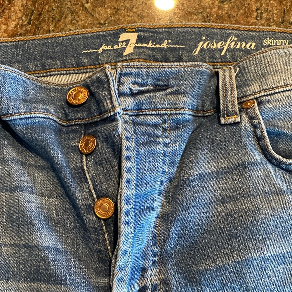 Worn 1 time. 7 for all Mankind Josefina skinny boyfriend jean